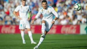 Kỹ thuật sút bóng của Ronaldo 